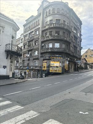 CENTAR na 200m od Beograda na vodi 