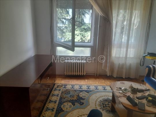 Čukarička Padina 1.5 CG 50m2 Lift 2/5 Lođa Namešte