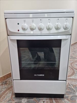 Prodajem električni šporet Alfa S-140