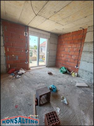 Stan,novogradnja,miran kraj,centar,StaraPazova,A15
