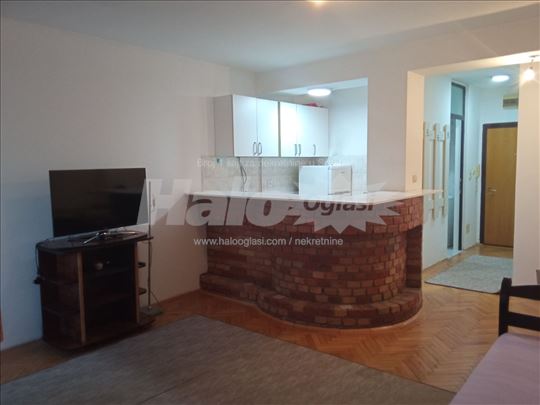  Žarkovo  centar  Super Vero Trgovačka 38m2