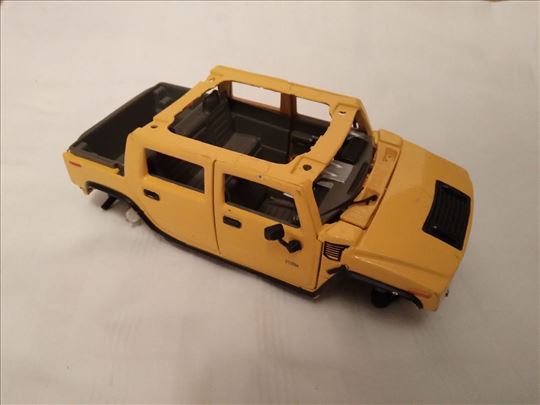 Maisto Hummer H2, 1:27, China,za delove.