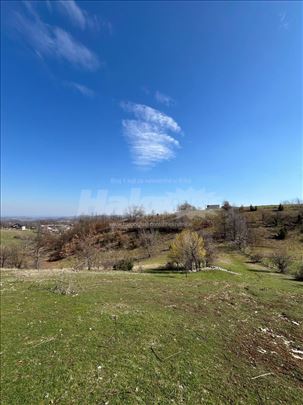 Plac sa tri moderne kućice – Brangović, Valjevo