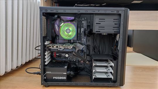 Računar Ryzen 7  4.4GHz / 16GB / 2TB / GTX 1660