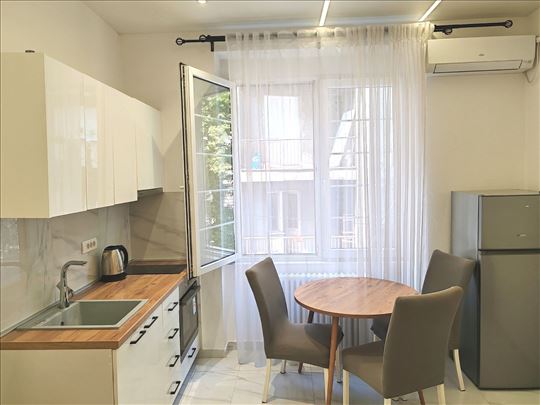Vračar - Nov - Moderan - Pet-friendly - 1.5