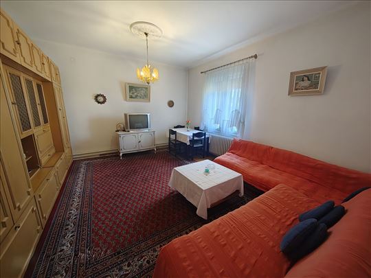 Autokomanda, 58m2, 2.5, uknjižen