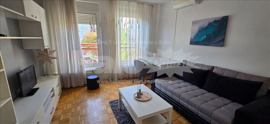 Bežanijska kosa, Vespučijeva, 35m2