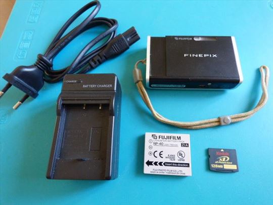 Fujifilm FinePix  Z1 - digitalni fotoaparat