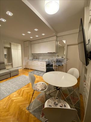 LUX STAN,Novi Sad,uži centar 50m2