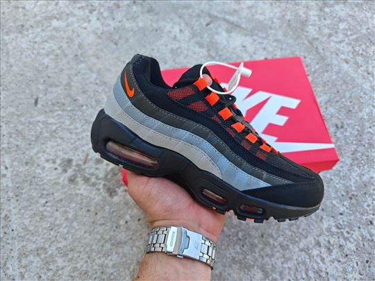 Nike Air Max 95 Black Hyper Crimson