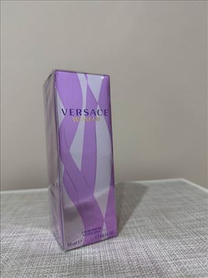 Nov parfem Versace Woman