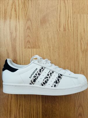 Adidas Superstar