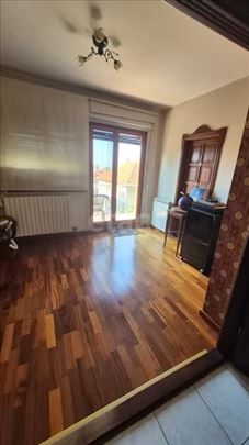 Banovo brdo ,bazeni Kosutnjak