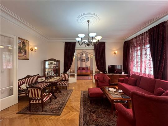 Centar, prodaja salonski četvorosoban stan,129m2, 