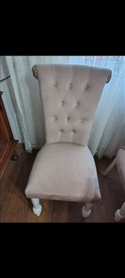 Elegantne stolice