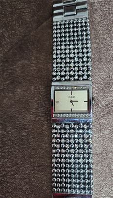 Guess sat NOVO