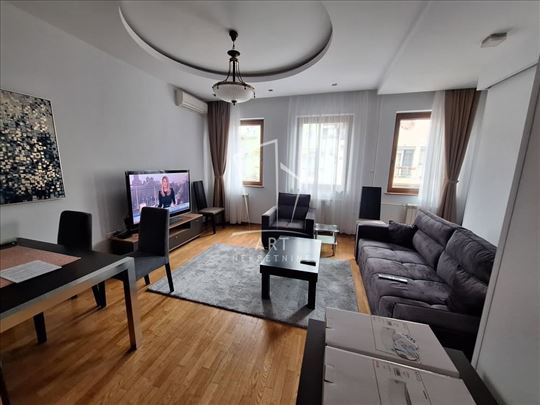 Hram Svetog Save, 73m2, sa garažnim mestom ID#9501