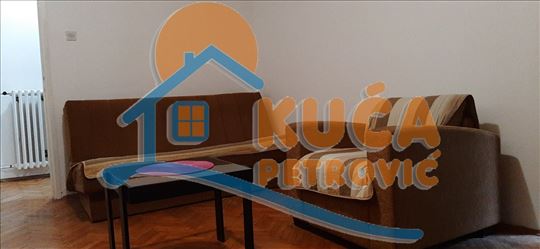 Izdaje se jednosoban stan kod Zone 3, 37m2