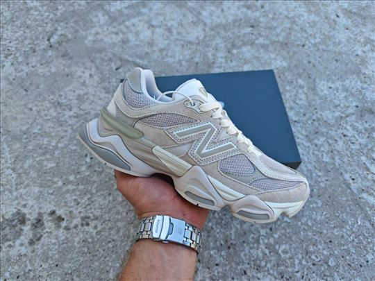 New Balance 9060 Grey Moonbeam