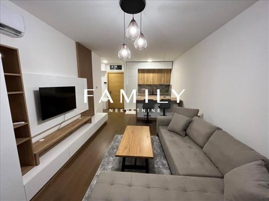 Nov, namešten dvosoban stan sa parking mestom u Ki