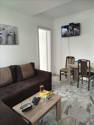 Nov, jednosoban stan 30 m2, sa parkingom