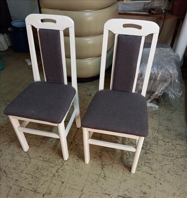 Stolice drvene bele 2 kom