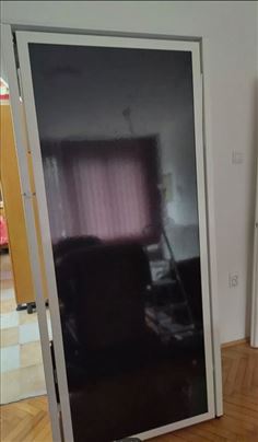 Vertikalni krevet sa dušekom