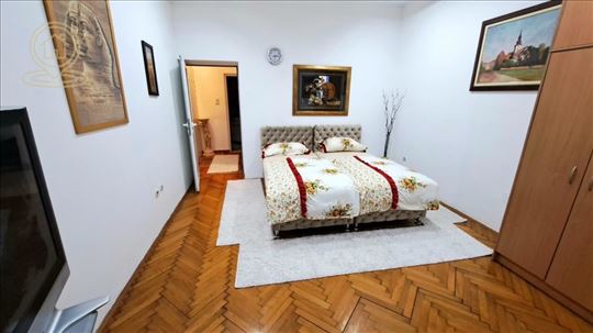 Vračar dvosoban stan