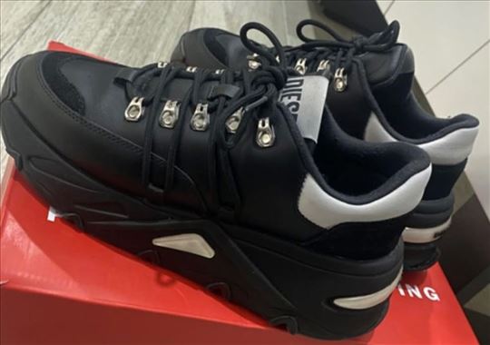 Diessel patike zenske