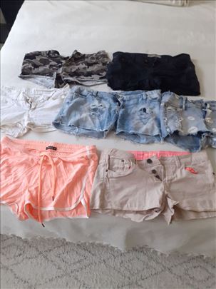 Kratki ženski šorcevi