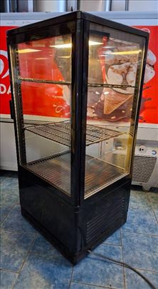 Rashladna vitrina za torte kolace sendvice