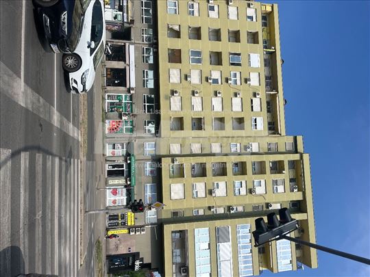 Stan za izdavanje Bulevar Cara Lazara 82