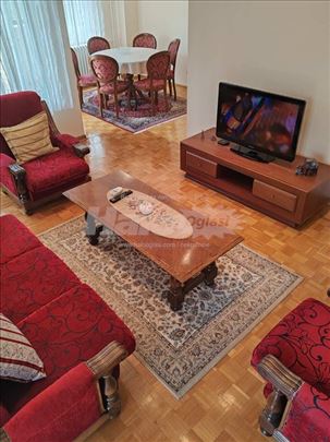 Blok 63, trosoban, renoviran, komforan, namešten