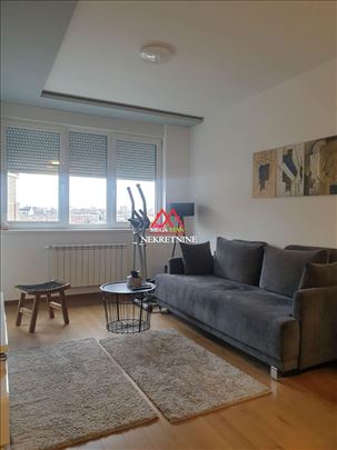 Bulevar Evrope - 40m2 - jednoiposoban stan