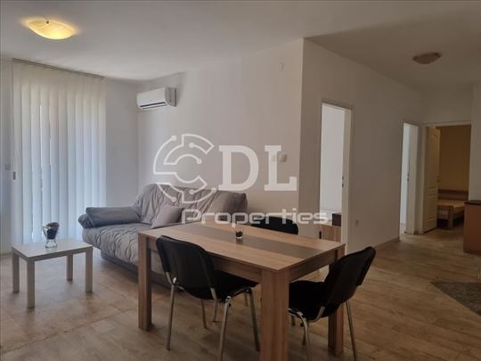 Hotel Zira,3.5,stan-79m2+ter ID#2541