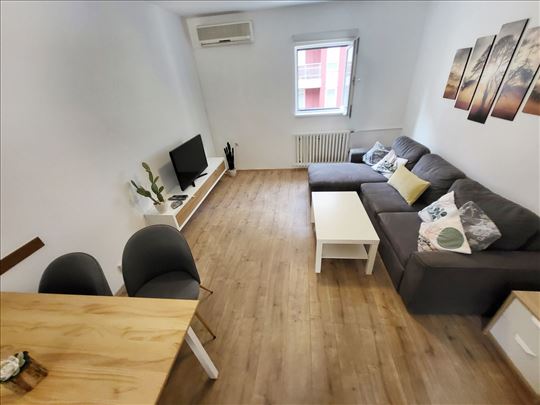  Kalenić Pijaca-Vukov Spomenik, pet friendly