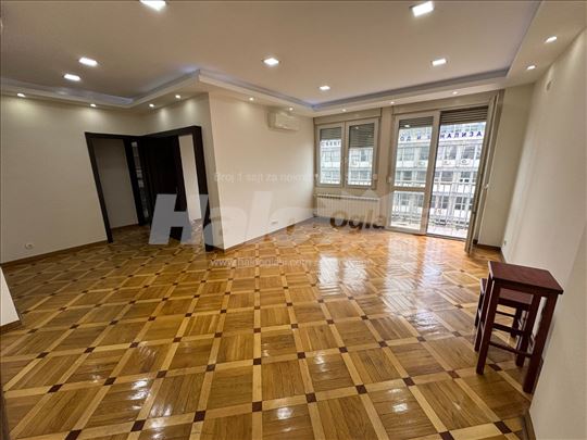 Kancelarijski ili stamben prostor-kod Londona 45m2