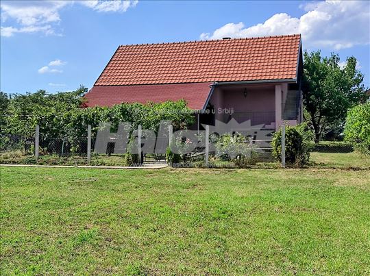 Kuća 141+43m2 na 15 ari, Surčin, Ključ