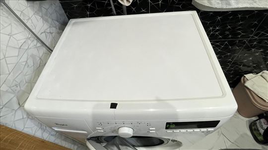 Prodajem polovnu Whirpool mašinu