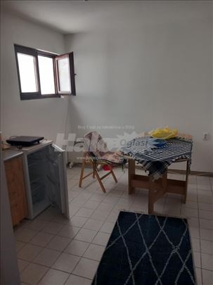 Zasebna kuca u dvorištu za dve osobe