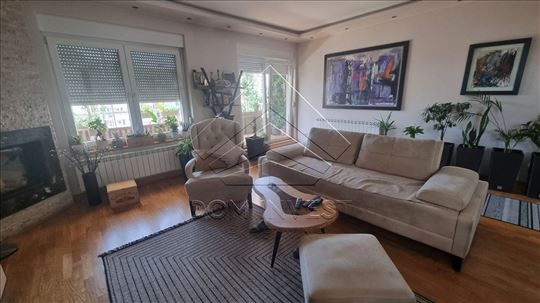 Đeram, 3.5 stan 88m2+12m2(T), 2 garažna mesta