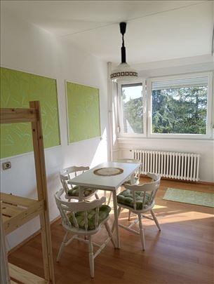 Konjarnik, Deset avijatičara, 59m2, odmah useljiv
