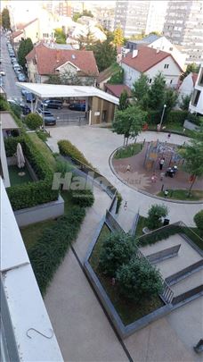 Lekino brdo, dvosoban stan