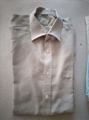 Muska kosulja DTR oko br.40 bez sa braon prugama,i