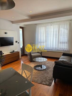 Novi Beograd, LUX, Trešnjinog cveta, 60m2, komplet