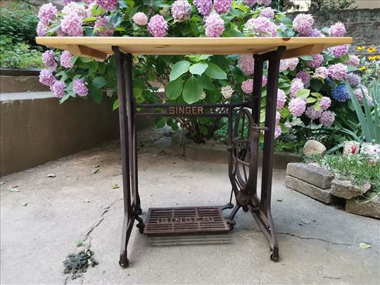 Singer vintage sto unikat