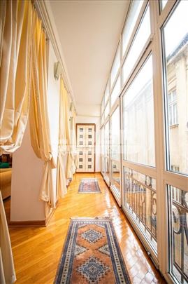 Sofisticiran, renoviran salonac! ID#2220