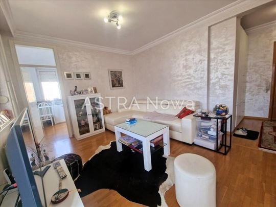 Uknjižen 1.5 stan-Bez ulaganja-Novija gradnja