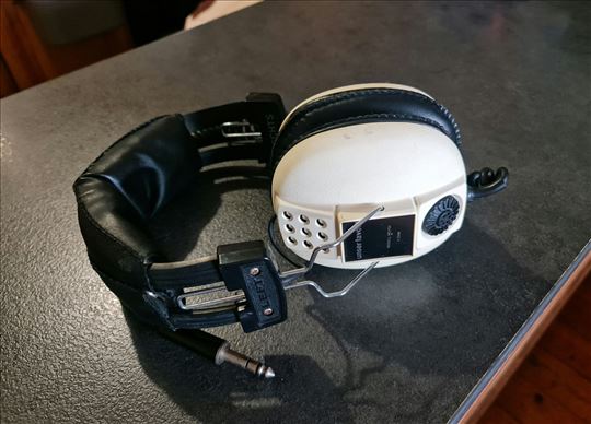 Unser Favorit HD-124 8 OHM, Vintage, Retro.