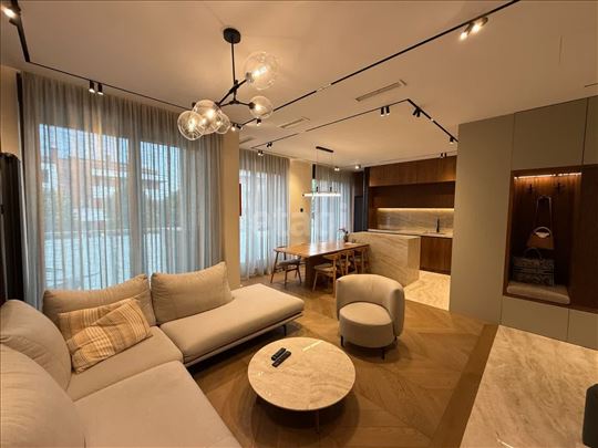 Četvorosoban stan sa stilom – Dedinje 120m2